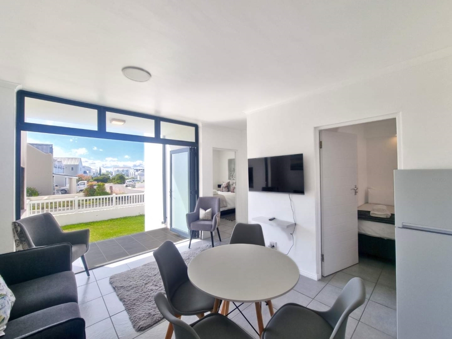 2 Bedroom Property for Sale in Westcliff Western Cape